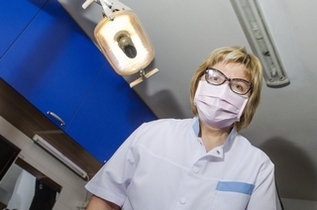 Dentist